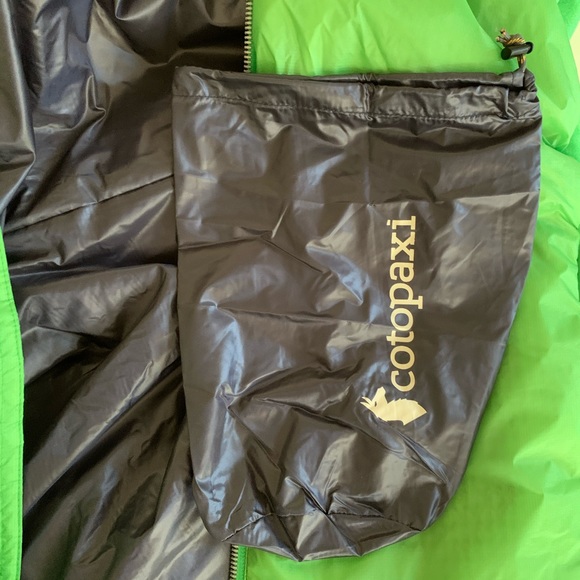 Cotopaxi Pacaya Insulated Jacket (Hoodless) - Picture 9 of 12